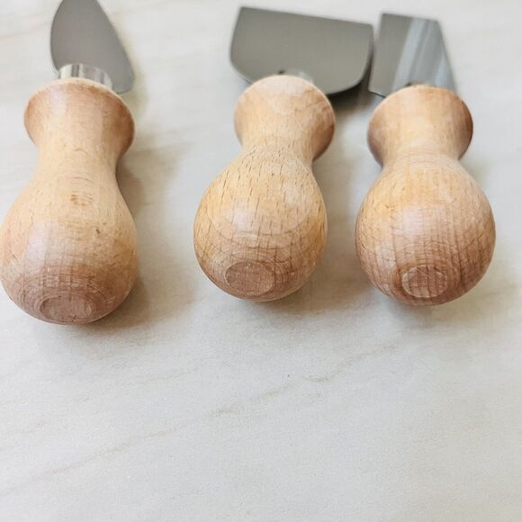 Cheese Board Spread Knives Wooden Handle Set of 3 Gatherings Party - Picture 3 of 6